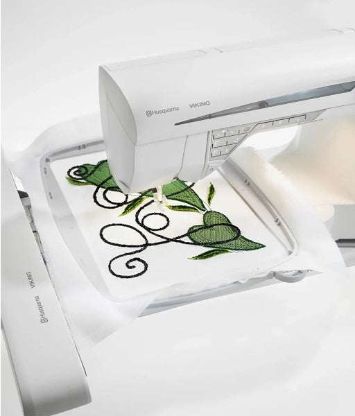 HUSQVARNA® VIKING® DESIGNER™ Crown Hoop 260 X 200 mm