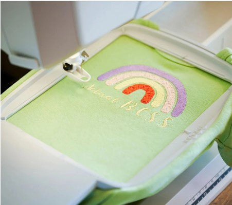 HUSQVARNA® VIKING® DESIGNER EPIC™ 3 Free Arm Hoop 100 x 150 mm