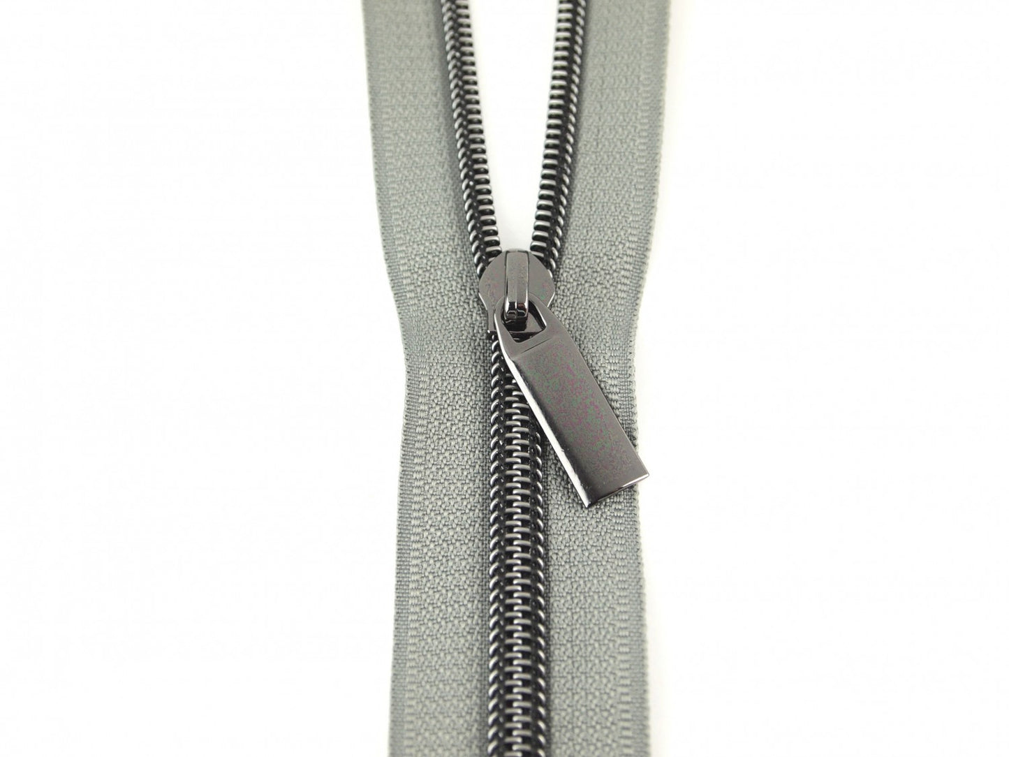 Zippers By The Yard, #5 Nylon Zipper & 9 Pulls