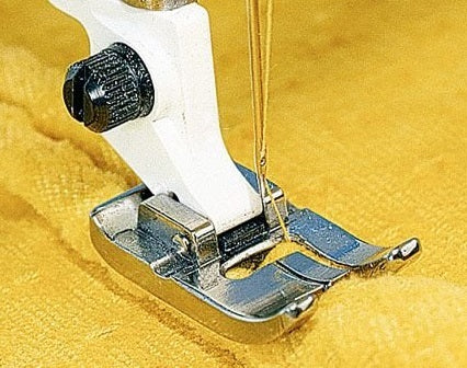 HUSQVARNA® VIKING® Double Welt Cord Foot (1 - 8)