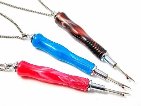 Seam Ripper with Necklace, Notions